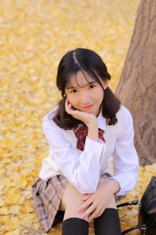 裙子里面是野兽一样的动漫